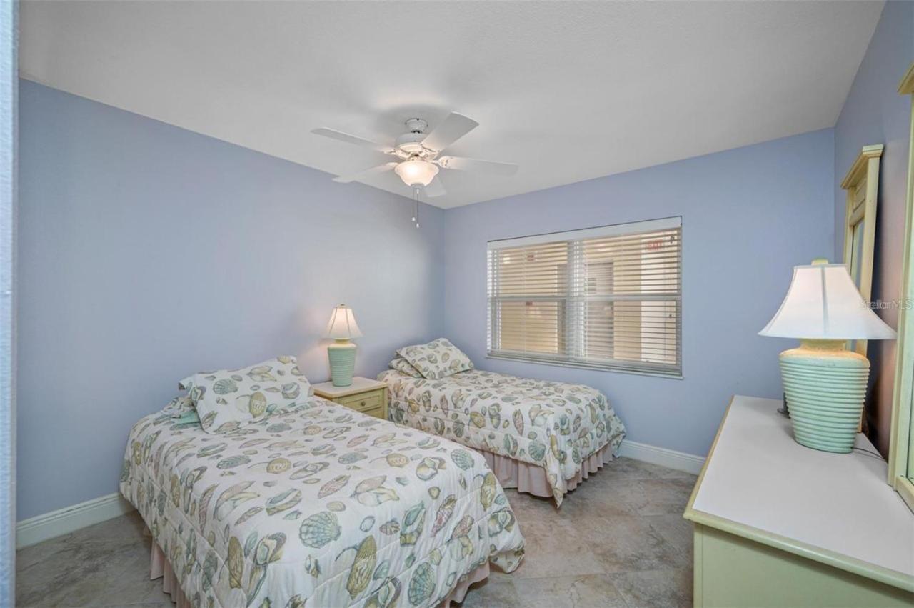 Oceanfront View Of Madeira Beach, Steps To The Beach - Madeira Norte Condo St. Pete Beach Exterior foto